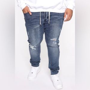 MENS Slim Taper Jeans